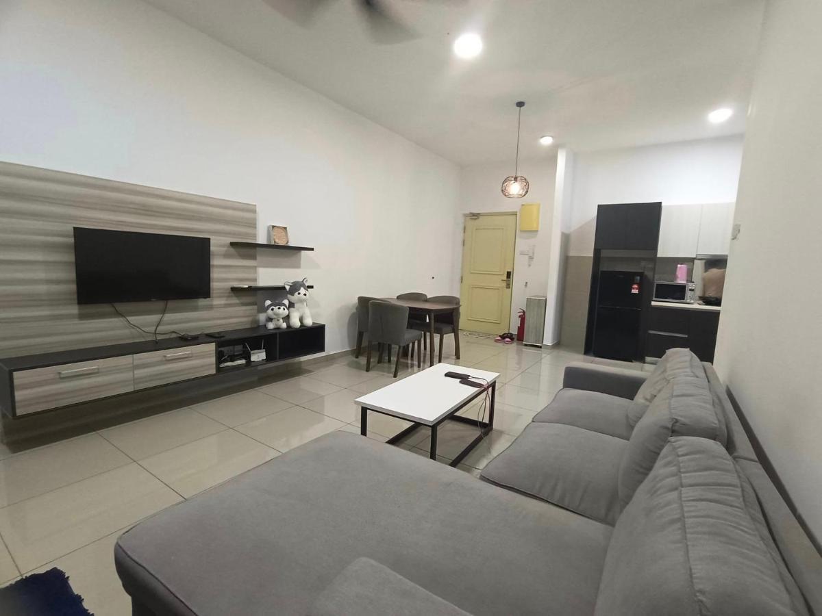 Atlantic Apartment *